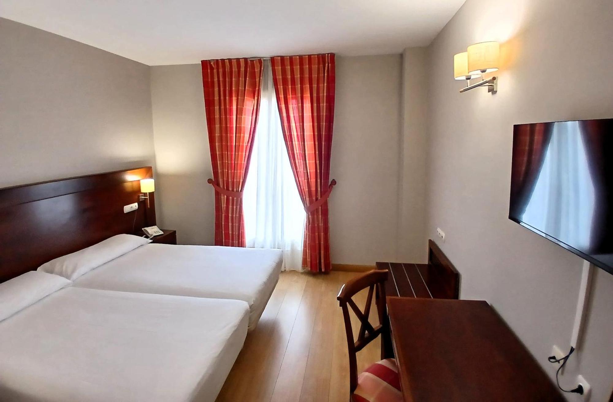 Hotel Campos De Castilla Soria Luaran gambar